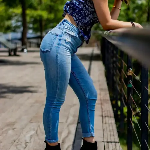 女士高腰緊身牛仔褲